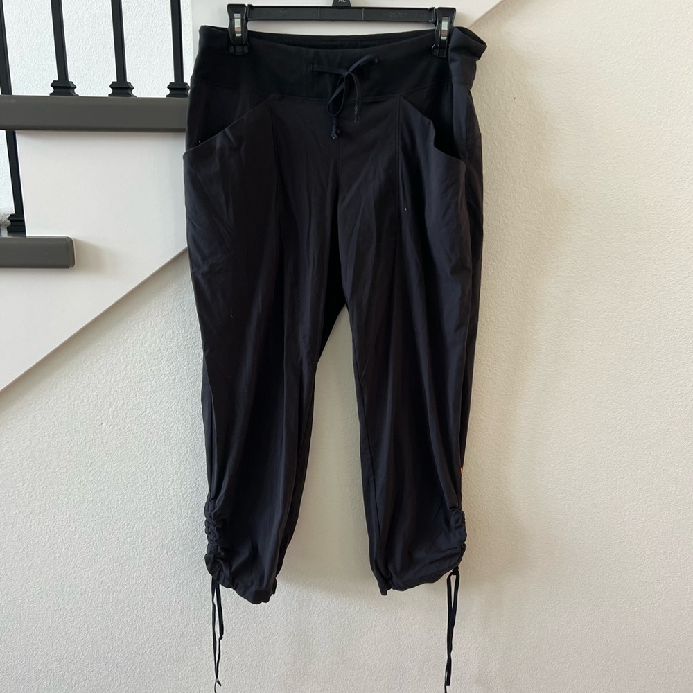 Lucy Cropped Drawstring Pants